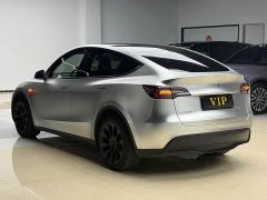 Tesla Model Y Long Range All-Wheel Drive - ფოტო 4