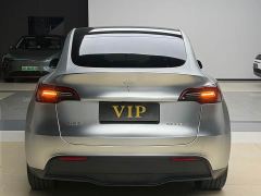 Tesla Model Y Long Range All-Wheel Drive - ფოტო 5