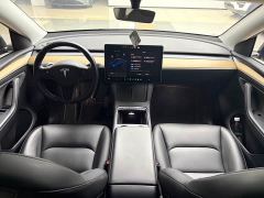 Tesla Model Y Long Range All-Wheel Drive - ფოტო 9