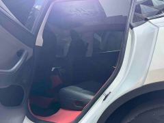 Tesla Model Y Rear-Wheel Drive - ფოტო 5