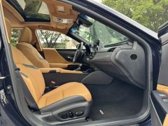 Lexus ES 200 Excellence Edition - фото 9