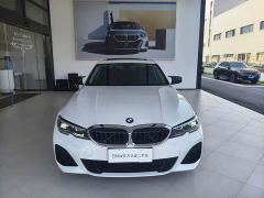 BMW 3 Series 320Li M Sport Package - фото 3