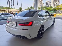 BMW 3 Series 320Li M Sport Package - фото 5