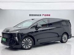 Buick Zhijing Shijia Luxury Edition - ფოტო 1