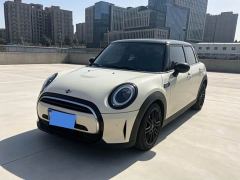 MINI 1.5T COOPER Classic Five-Door - фото 1