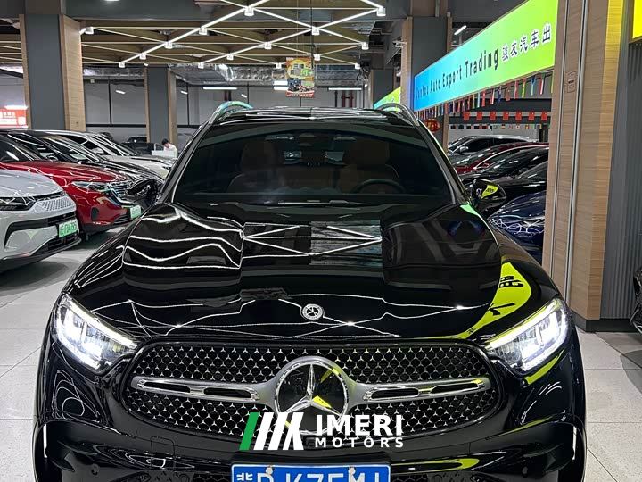 Mercedes-Benz GLC 260 L 4MATIC Luxury 5-Seater