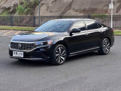 Volkswagen Passat 330TSI Elite - photo 1