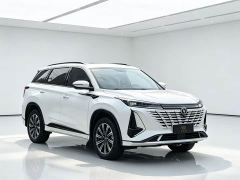 Changan CS75PLUS Third Generation 1.5T Automatic Deluxe - ფოტო 2