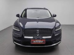 Lincoln Explorer 2.0T AWD Premium - ფოტო 3