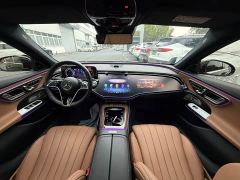 Mercedes-Benz E-Class E 300 L Luxury - photo 7