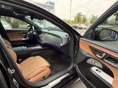 Mercedes-Benz E-Class E 300 L Luxury - photo 8