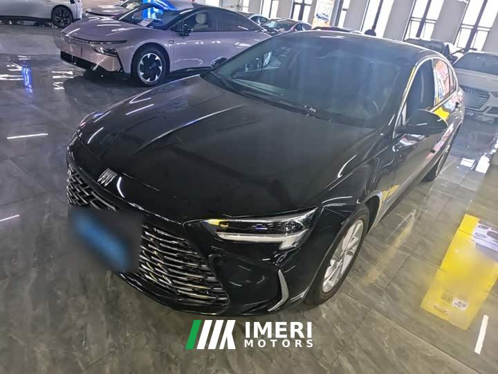Buick Regal 25T Premium Comfort Edition - ავტომობილი ჩინეთიდან