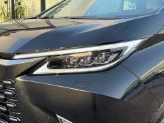 Lexus LM 350h Seven-Seater Elegant Edition - фото 7