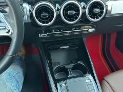 Mercedes-Benz GLB 180 Dynamic - ფოტო 14