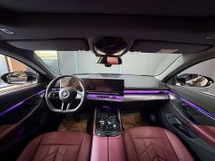 BMW 5 Series 525Li M Sport Package - ფოტო 9