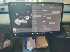 Tesla Model Y Standard Range RWD - photo 18