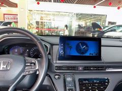 Honda Odyssey 2.0L e:HEV Luxury - ფოტო 10