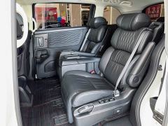 Honda Odyssey 2.0L e:HEV Luxury - ფოტო 11