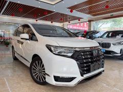 Honda Odyssey 2.0L e:HEV Luxury - ფოტო 3