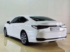 Lexus ES 200 Premium Edition - photo 5