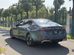 BMW i5 eDrive 35L Premium M Sport Package - ფოტო 6