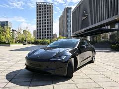 Tesla Model 3 Rear-Wheel Drive - ფოტო 1