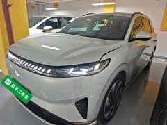 Dongfeng eπ008 210Max Extended Range 6-Seater - фото 1