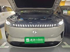 Dongfeng eπ008 210Max Extended Range 6-Seater - фото 19