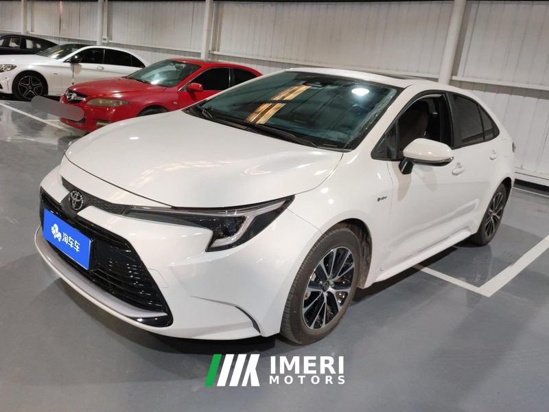 Toyota Levin Dual-Engine 1.8L Luxury Edition - автомобиль из Китая