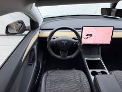 Tesla Model Y Standard Range RWD - ფოტო 15