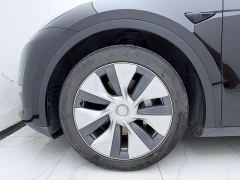Tesla Model Y Standard Range RWD - ფოტო 6