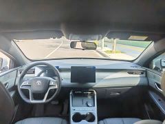 BYD Qin PLUS DM-i 128KM Entry-Level - фото 14