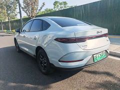 BYD Qin PLUS DM-i 128KM Entry-Level - фото 7