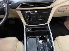 Buick GL8 ES Luxe Enjoyment Edition - ფოტო 8