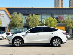 Tesla Model Y Rear-Wheel Drive - photo 4