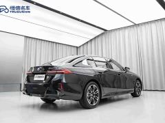 BMW 5 Series 530Li Premier M Sport Package - photo 5