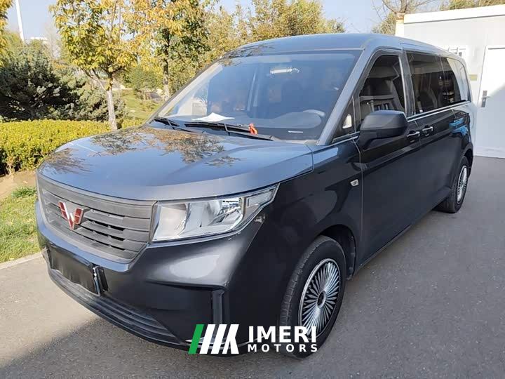 Wuling Zhengcheng 1.5T Manual Comfort - автомобиль из Китая