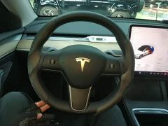 Tesla Model Y Standard Range RWD - ფოტო 10