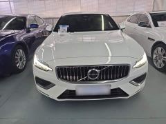 Volvo S60 B4 Smart Luxury Edition - фото 2