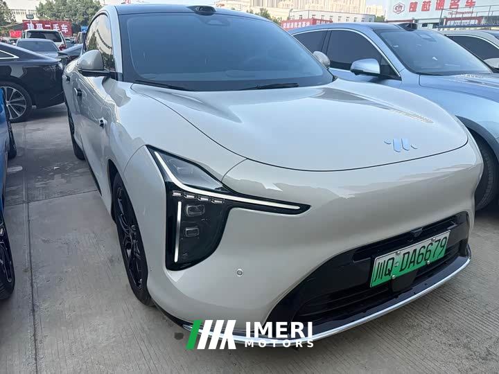 IM Motors Zhiji LS6 Pure Electric Max