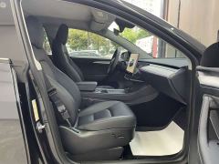 Tesla Model Y Long Range All-Wheel Drive - ფოტო 11