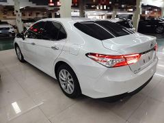 Toyota Camry 2.0G Luxury - ფოტო 4