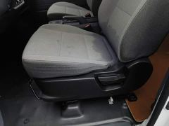 Wuling Yangguang 300km Comfort Passenger Van 75kW - ფოტო 20
