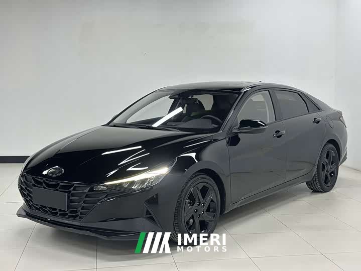 Hyundai Elantra 1.5L CVT LUX Black Knight Limited Edition