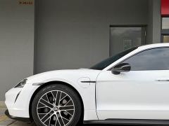 Porsche Taycan - ფოტო 6