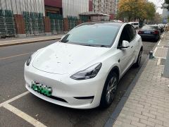 Tesla Model Y Rear-Wheel Drive - ფოტო 1