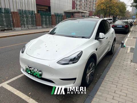 2022 Tesla Model Y Rear-Wheel Drive