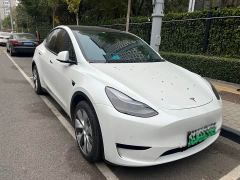 Tesla Model Y Rear-Wheel Drive - ფოტო 2