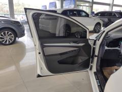Volkswagen Golf 280TSI DCT 30th Anniversary Edition - ფოტო 12
