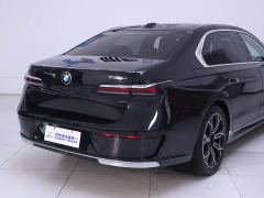 BMW 7 Series 735Li Luxury Package - ფოტო 8